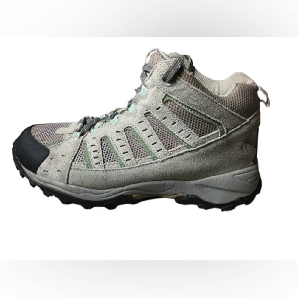 Denali Women’s Hiking Boots